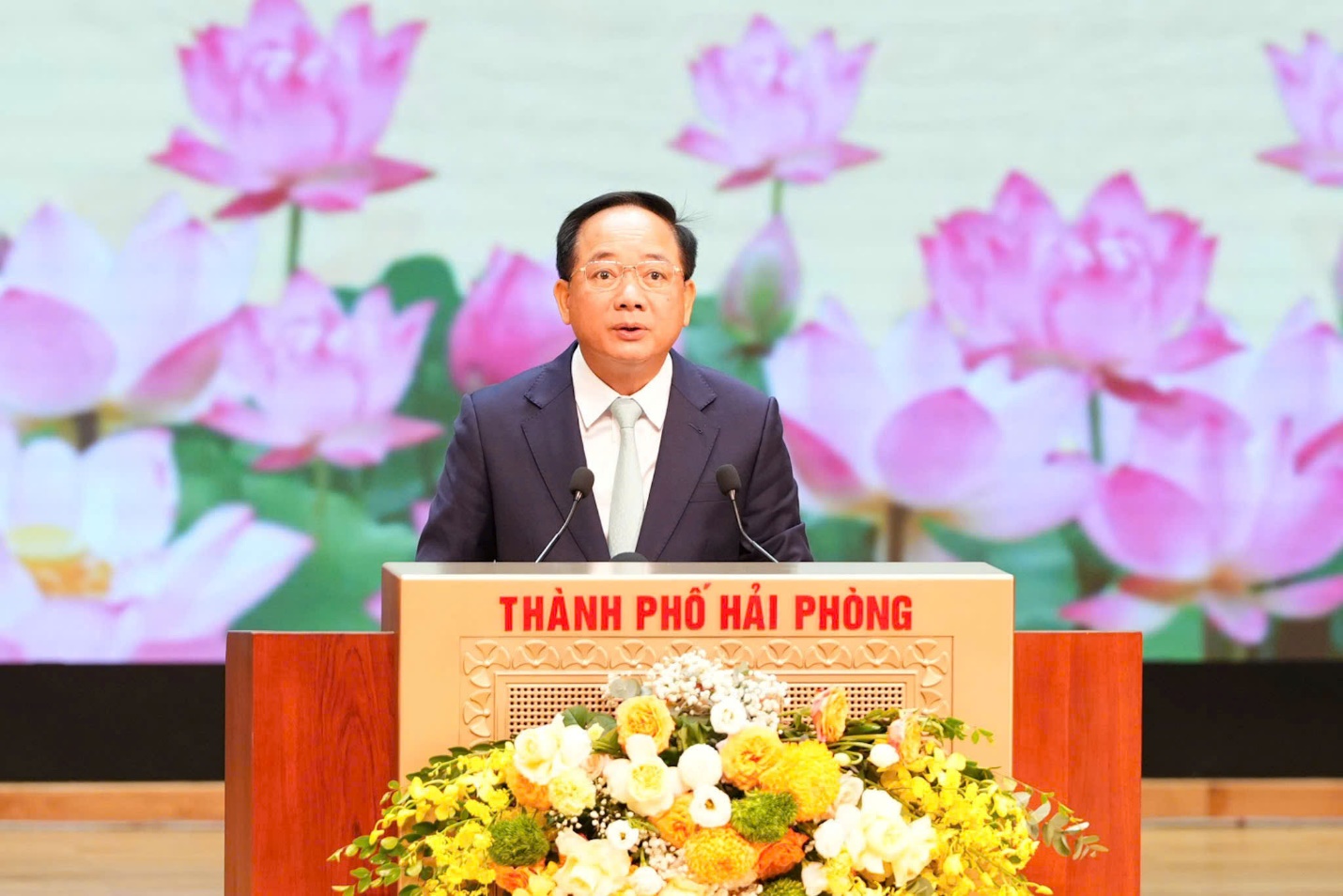 Description: https://cdn.haiphong.gov.vn/gov-hpg/1/tintuc/2026/10/2aobor6lg1bfom2vuut6kziw4gfjjyyjiomru6am27639280901185547398.jpg