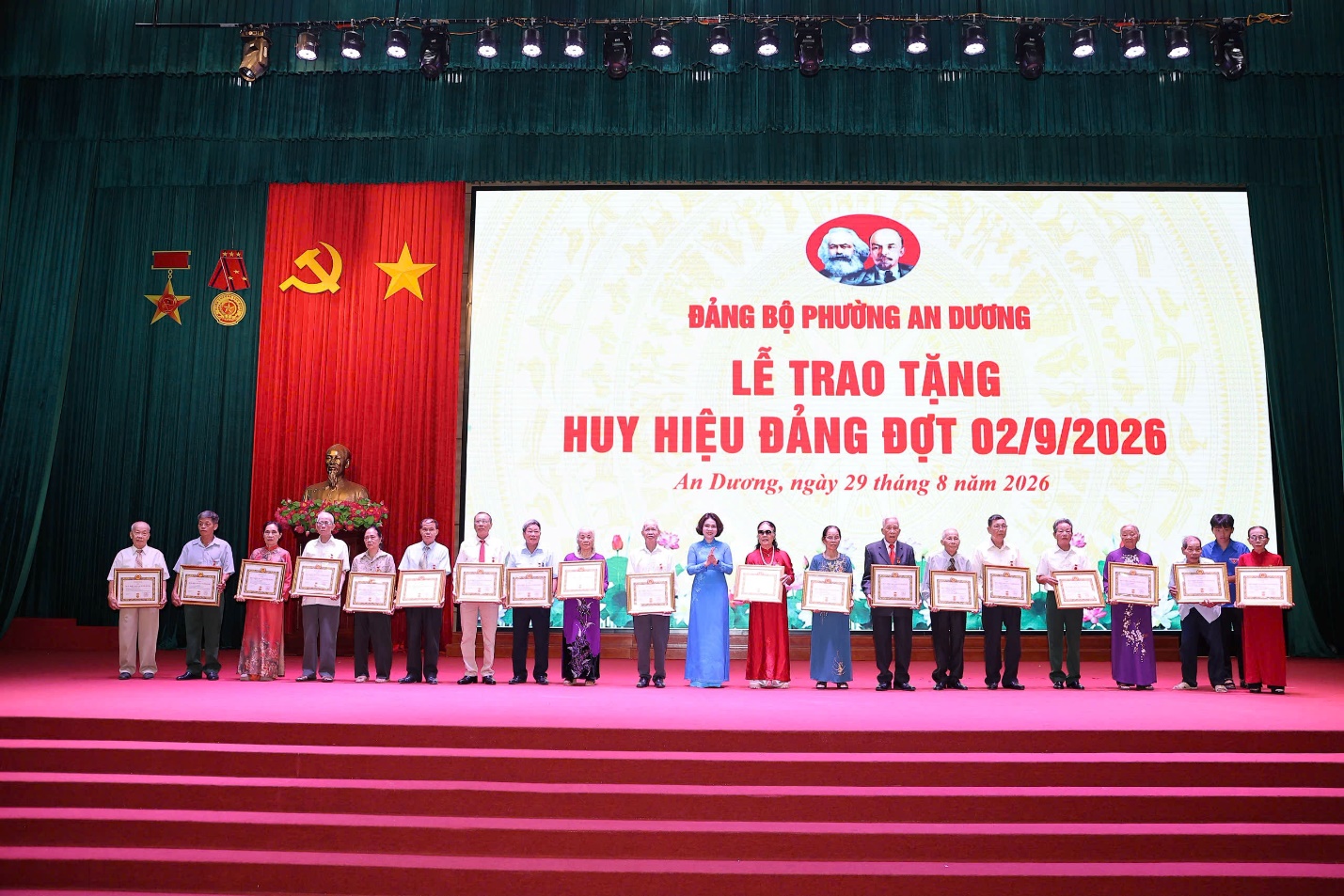 Description: https://cdn.haiphong.gov.vn/gov-hpg/1/tintuc/2026/8/2aoboqupptz5pjtixplp8dm3rctyftvajdgjne7k29639235995440420659.jpg
