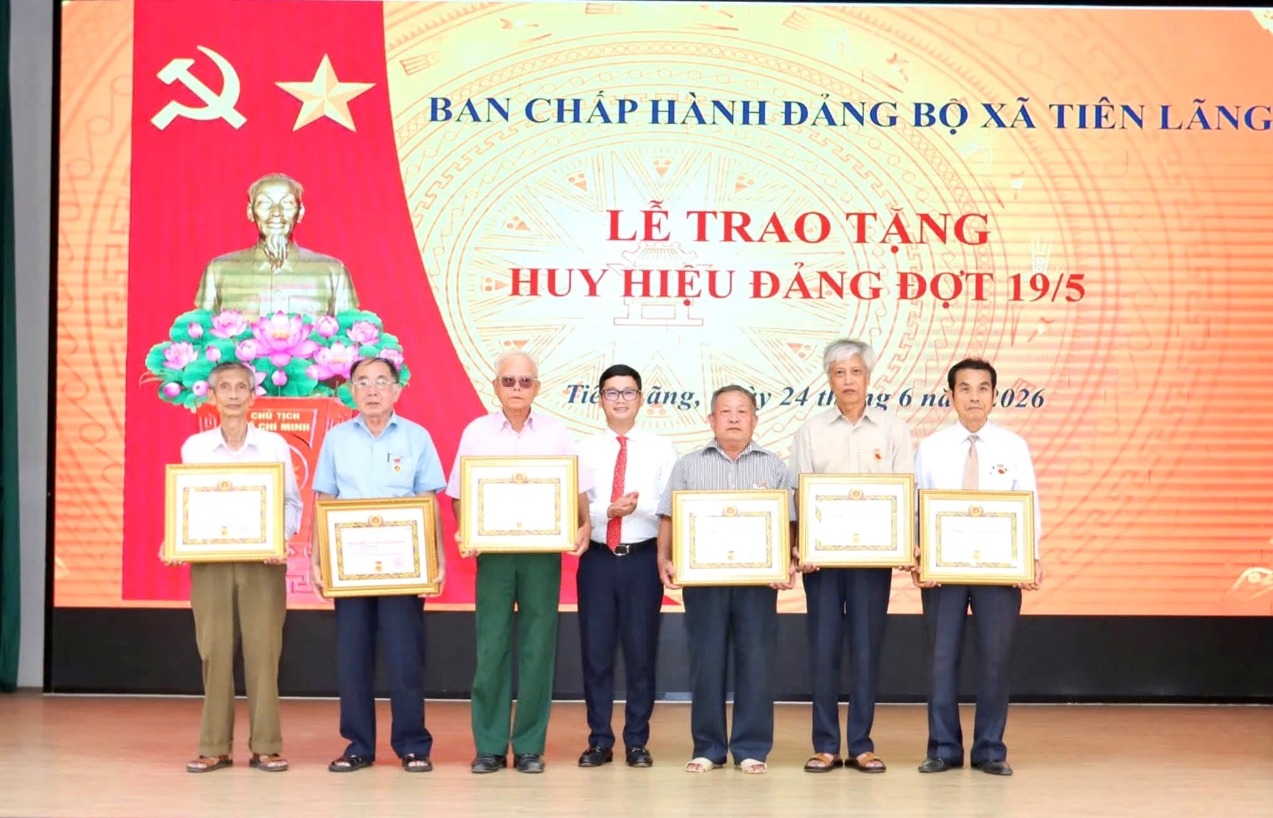 https://cdn.haiphong.gov.vn/gov-hpg/1/tintuc/2026/6/img_9762639179330504572994.jpeg