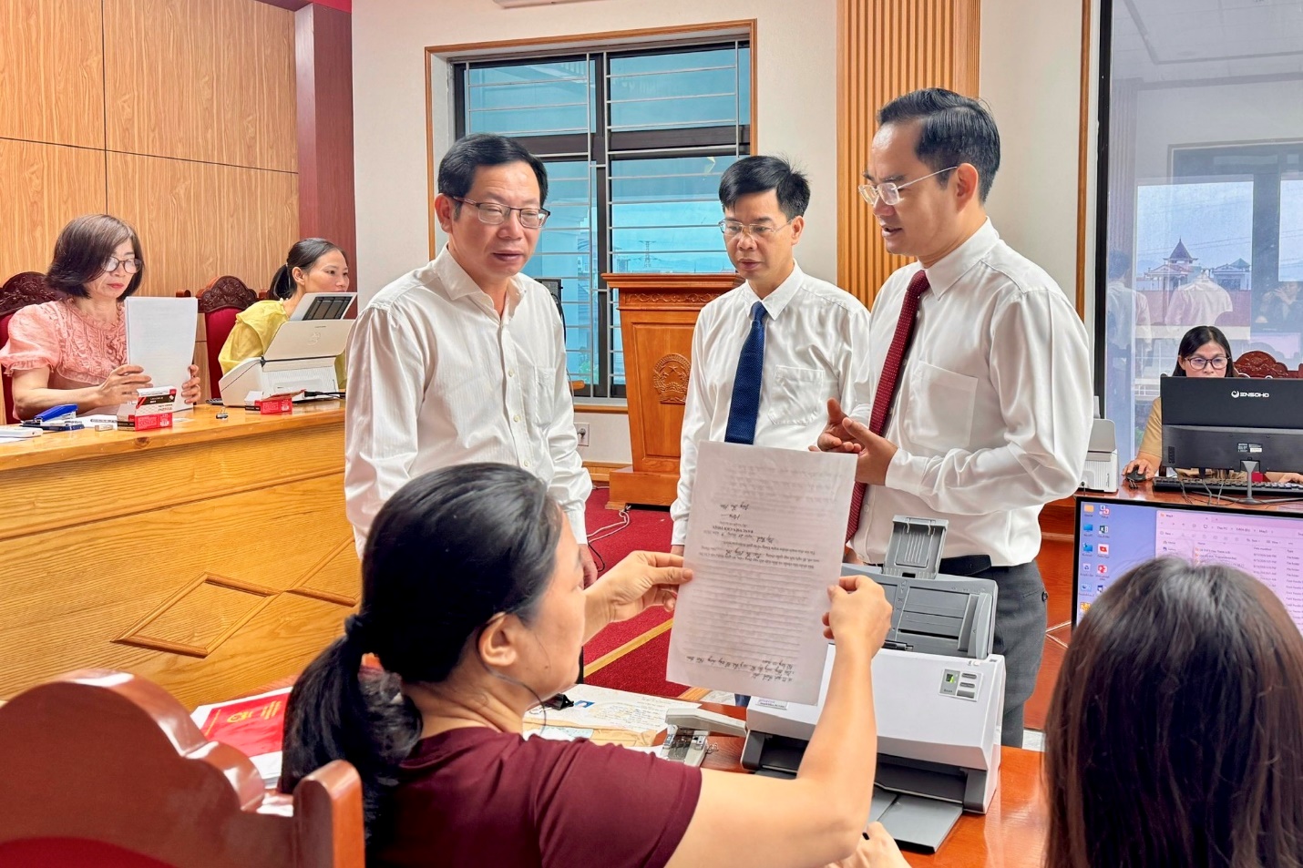 https://cdn.haiphong.gov.vn/gov-hpg/1/tintuc/2026/9/1789696895536_8764869847511848481_8764869847511848481_a98b5aaf843fb82386716871c9b55894639255770980162530.jpg